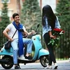 ابعد عنى بكهرب
