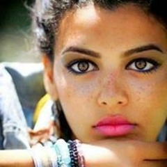 بحبه ونفسي فيه نهلة ومنه