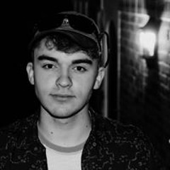Tom Lowe