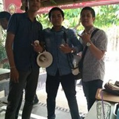 Pande Putu Adi Satyawan