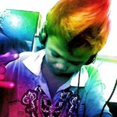 Johnross Tangpos Hit Mee