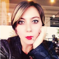 Esin Üstünkaya