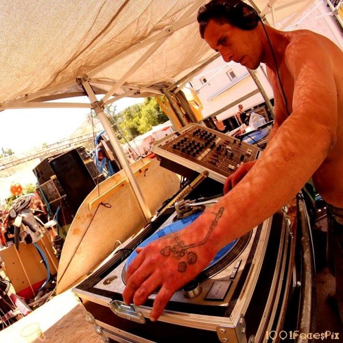 Manumix darktekno