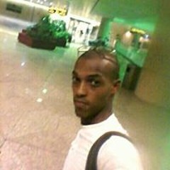 M0osES77