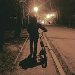 Альберт Комаров