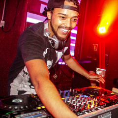 Augusto W. Neto
