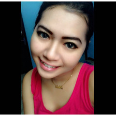 DheLia Marsela