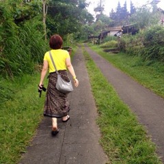 Xin Chua Thau Long Con