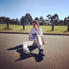 FOLLOW NEW @Angus Ballantyne