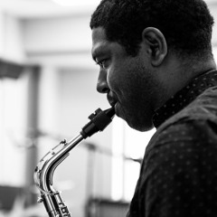 Malcolm Jones(Saxophone)