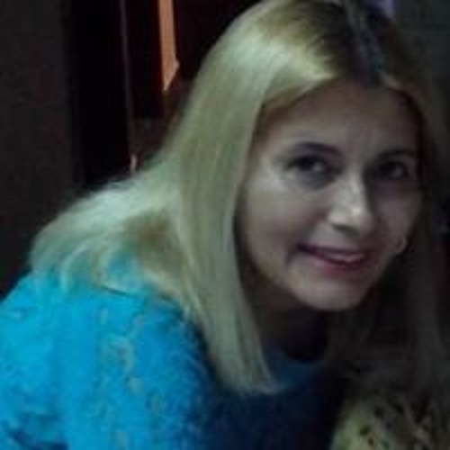 Ana Ragua’s avatar