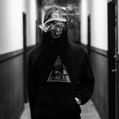 704 Studio Vibrations