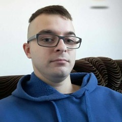 Adrian Piasecki 2