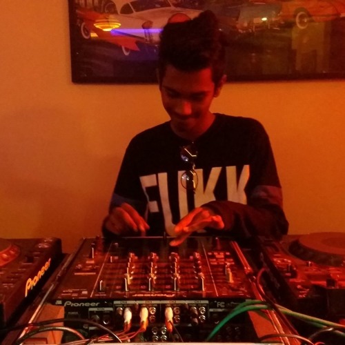 3) Dj Adds Party With The Bhoothnath (Party Crasher Mix) Yo Yo Honey Singh