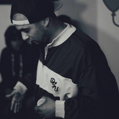 Deramo ft ShaqoBeats - Es Hora (2012)