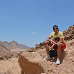 القارئ طارق محمد