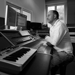 Sebastien Chaigneau | Mixing Recording Producing