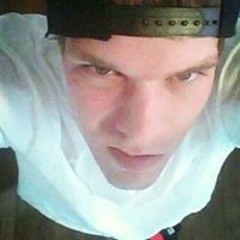 user902633025