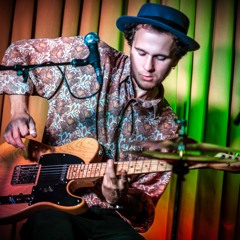 Andy Twyman - One Man Band