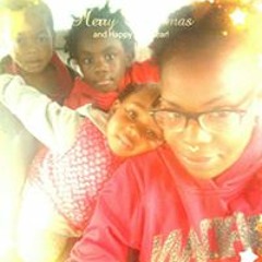 Blaqkween Nek Robertson