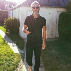 Arno Mott