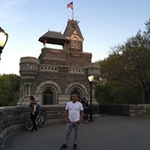 Stream Juan Tenempaguay Listen to rem the one I love playlist online