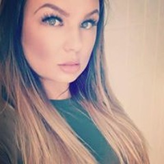 Divinia Staszewski
