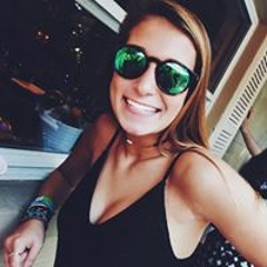 Liii Holmes