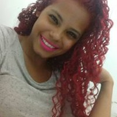 Beatriz Siqueira