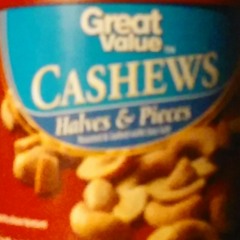 Crossed Cashews