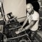 dj kev...