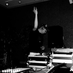 DJ PHI