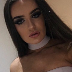 Hannah Stewart x