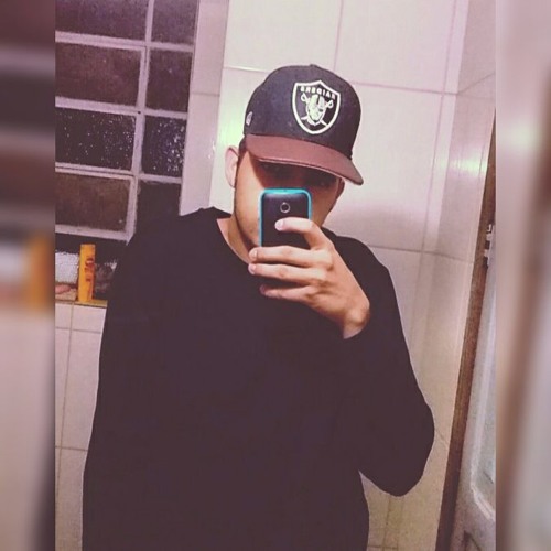 Lucas Porto 006’s avatar