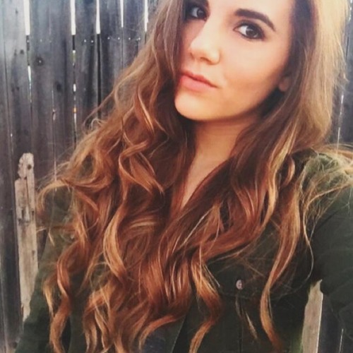 Isabel Zamora’s avatar