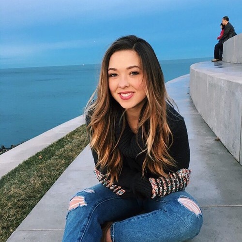 Isabella Cowan’s avatar