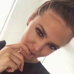 Julianna Lara