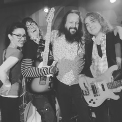 Leslie Pereira and The Lazy Heroes