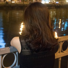 Tím Thư