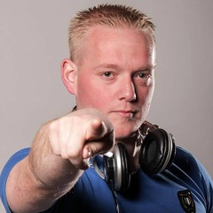 Dj Martin - Waar zijn die handjes (official Leutekum themesong)