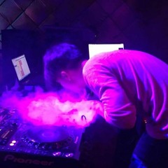 Mua Bán Nhạc Sỉ Và Lẻ LH