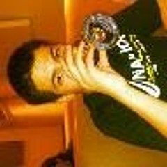 דניאל אביכזר