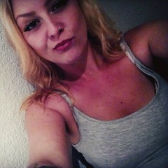 Jacqueline X Oo