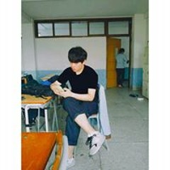 김동준