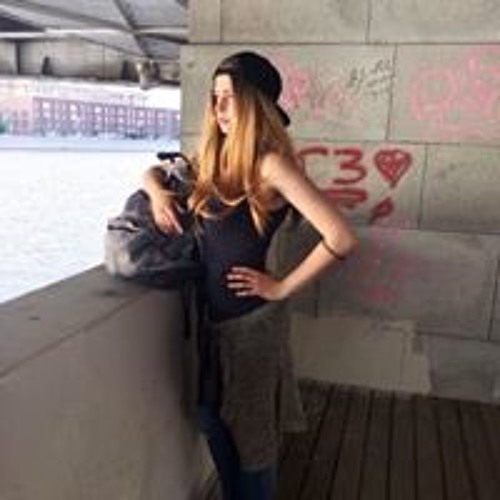 Ann Sharovarina’s avatar