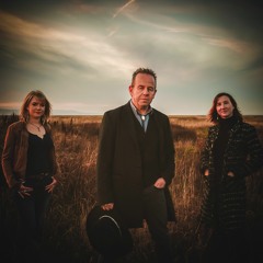 Jimmy Rae & the Moonshine Girls