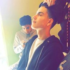 PrettyBrownHeartThrob
