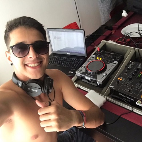 DJ Mikael Santoreli’s avatar