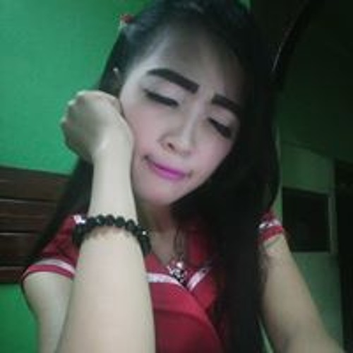 Biarlah Aku Yang Mengalah by Melviantinrd - Listen to music