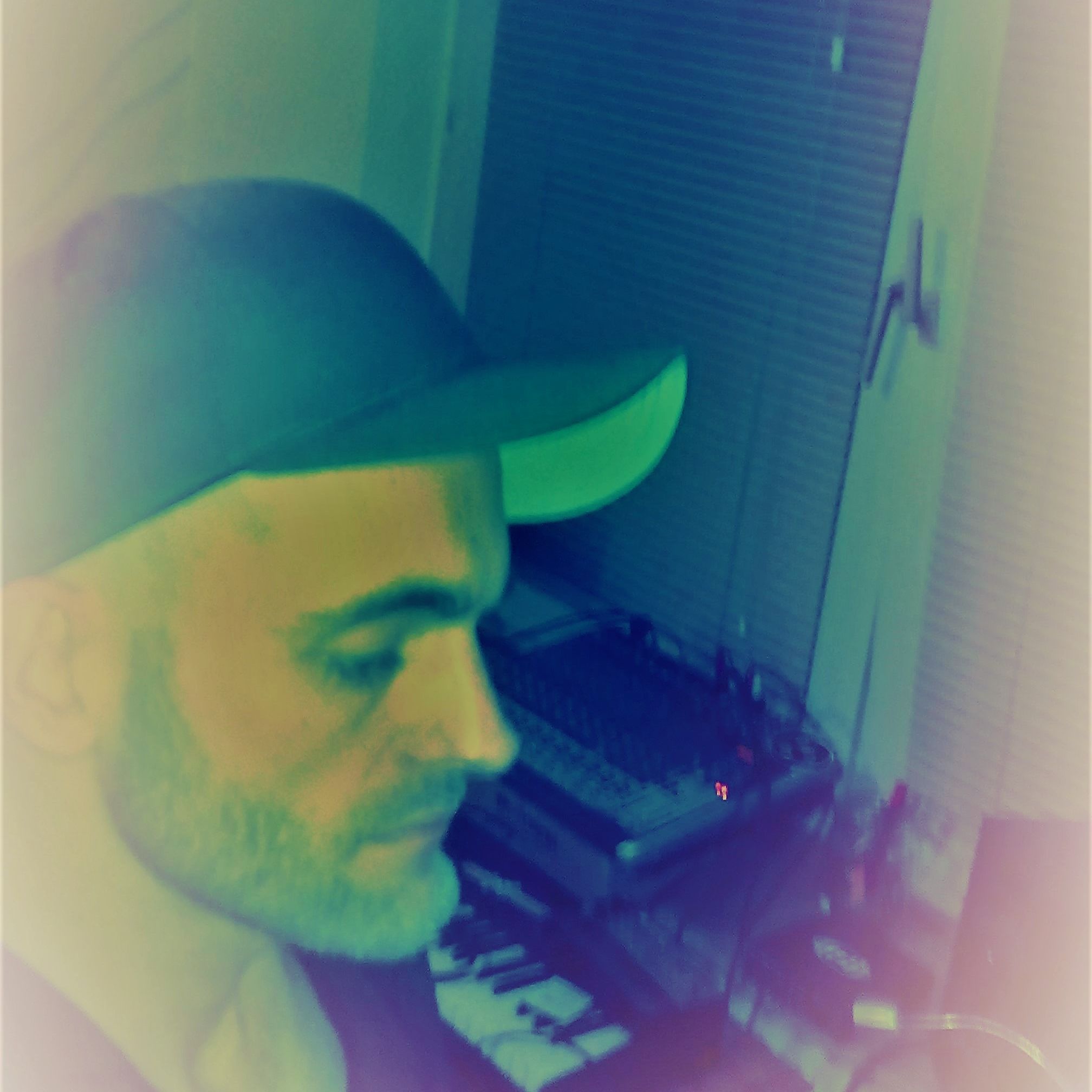SYnTekK